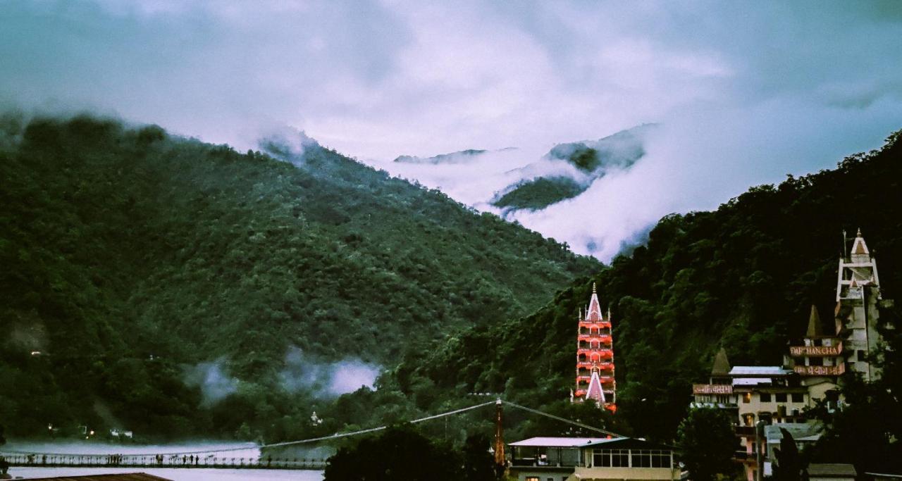 Shri Ganga View Guest House Rishīkesh Exteriör bild