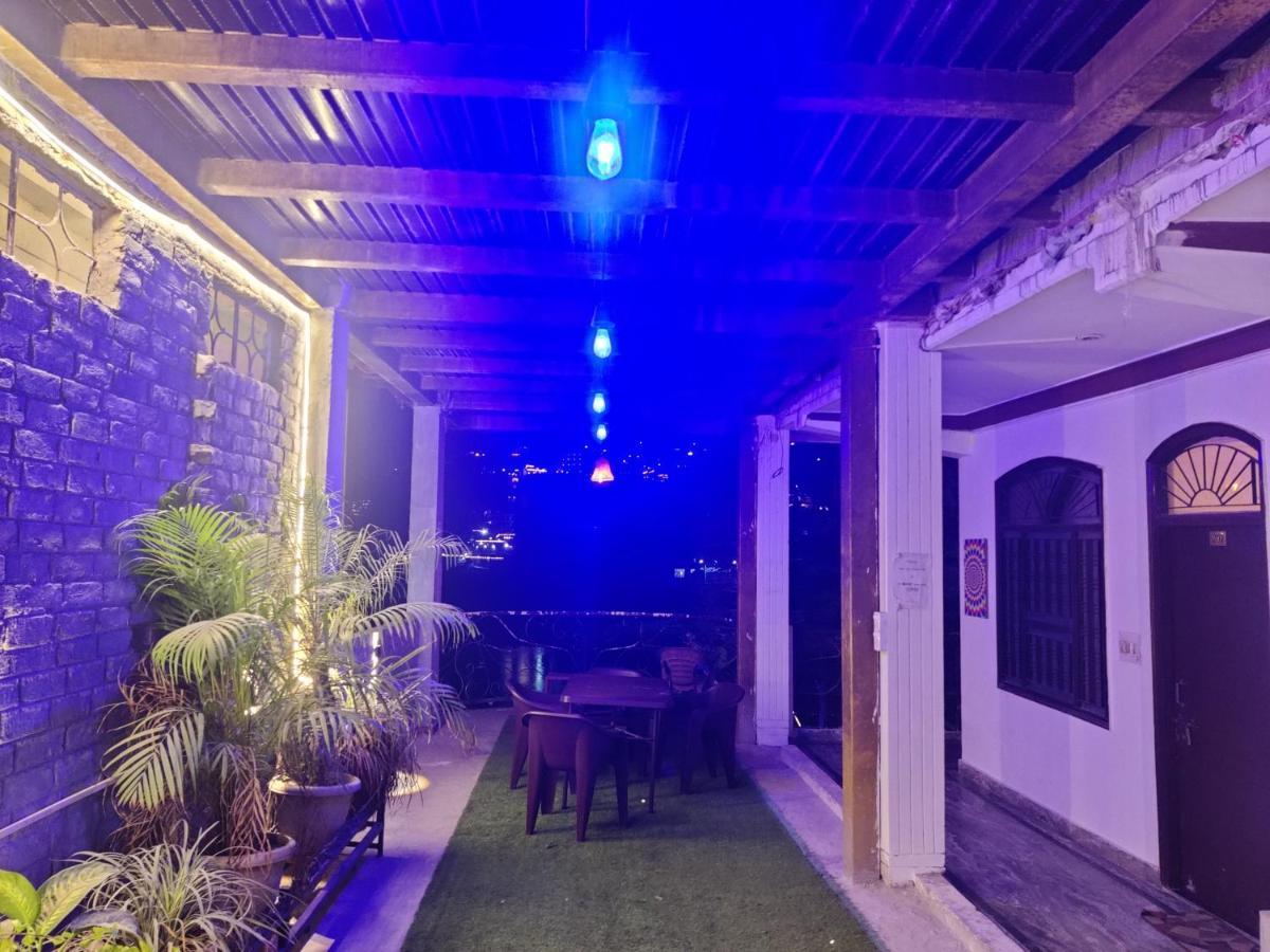 Shri Ganga View Guest House Rishīkesh Exteriör bild