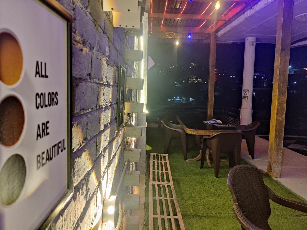 Shri Ganga View Guest House Rishīkesh Exteriör bild