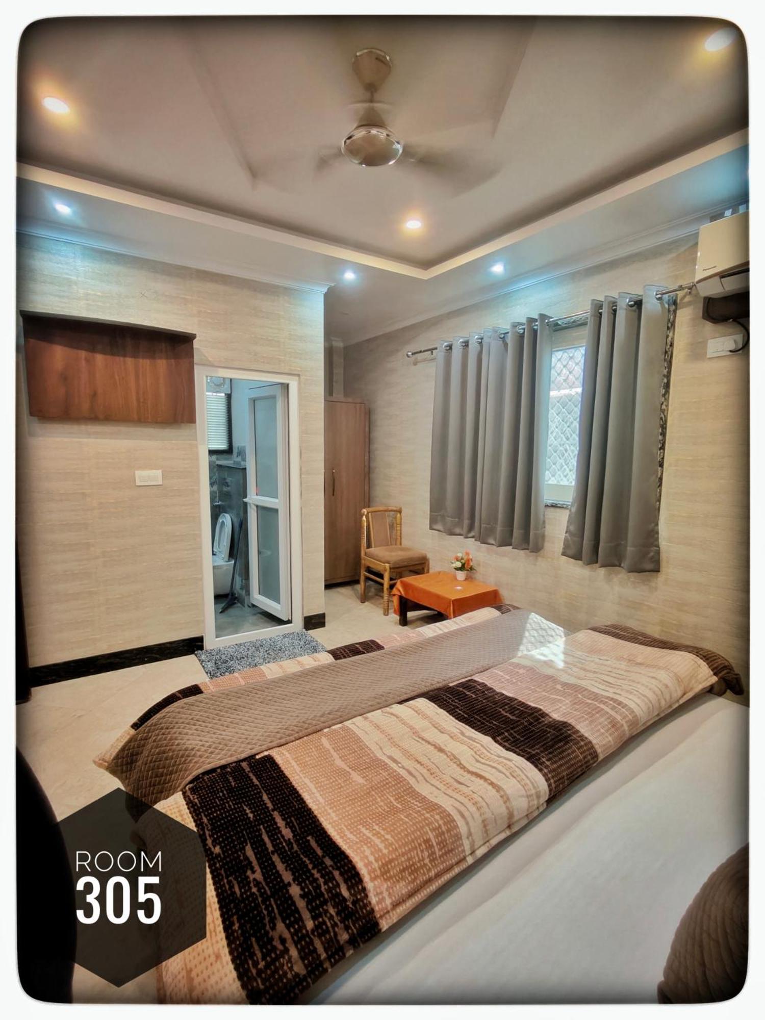 Shri Ganga View Guest House Rishīkesh Exteriör bild